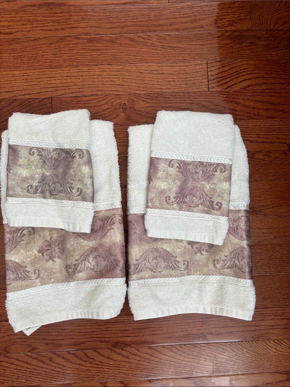 Luxury Decorative Hand Towel Set in Cream and Taupe